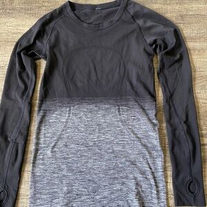 Lululemon Swiftly Tech Long Sleeve Size 6